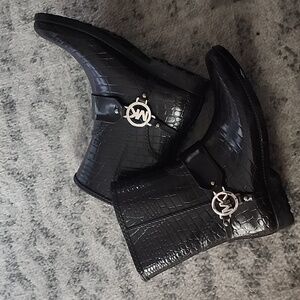 Michael kors boots
